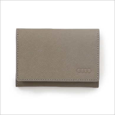 Audi レザーカードケース（グレージュ）