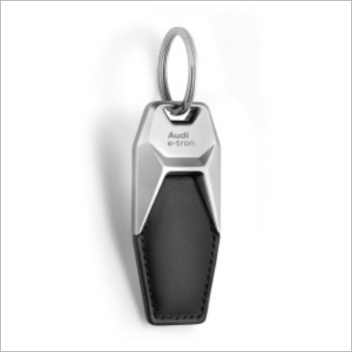 車種別 Key ring leather e-tron